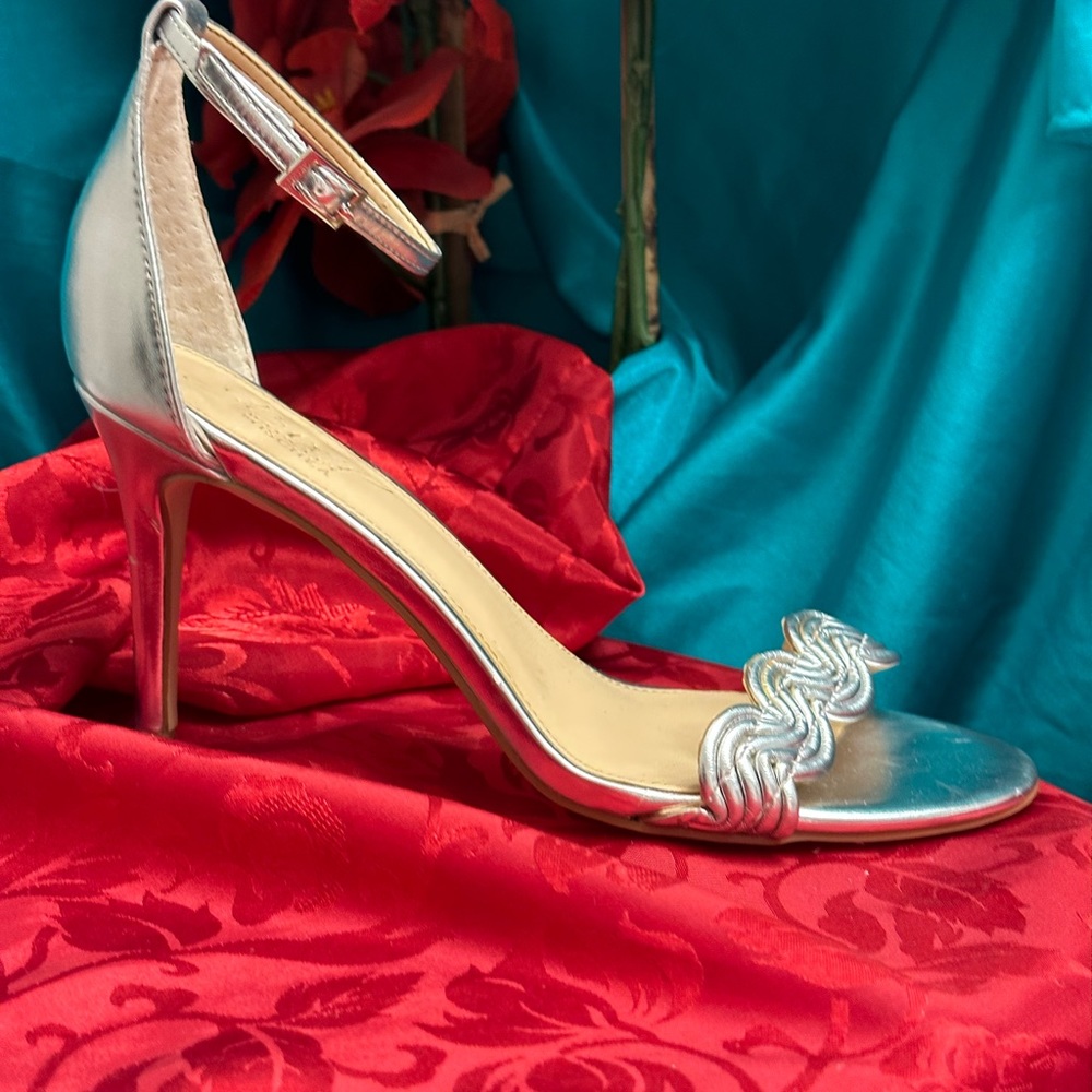 Silver Jewel Badgley Mischka Heels